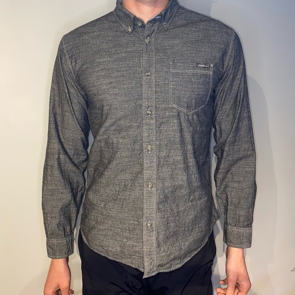 Eddie Bauer Chemise à manches courtes boutonnée sur le devant